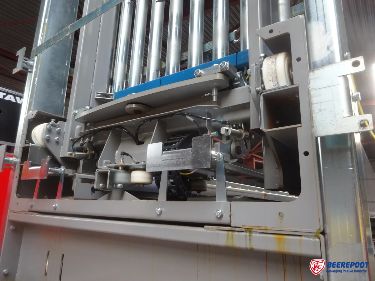Palletrollenbaanlift